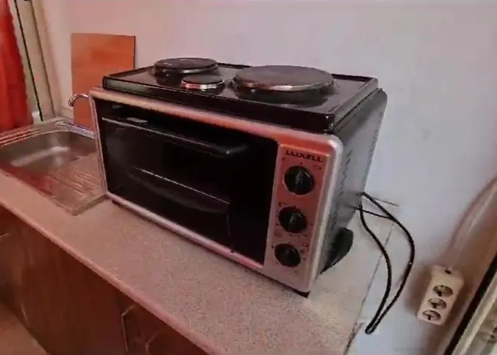 Ground Floor In Next To Flower Self Check In 100m To Apartment Golem (Tirana)